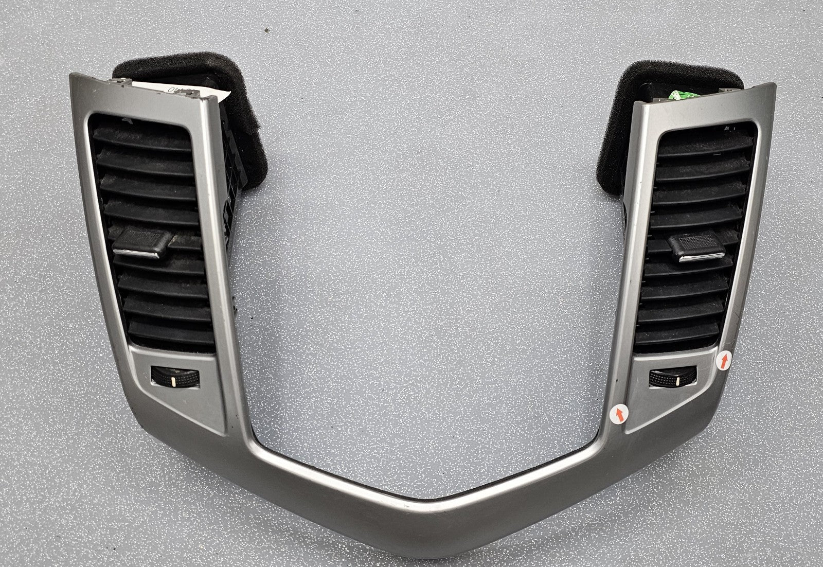 🔥11-15 Cruze Center Dash AM FM Radio Stereo Display Bezel Trim Panel Silver OEM