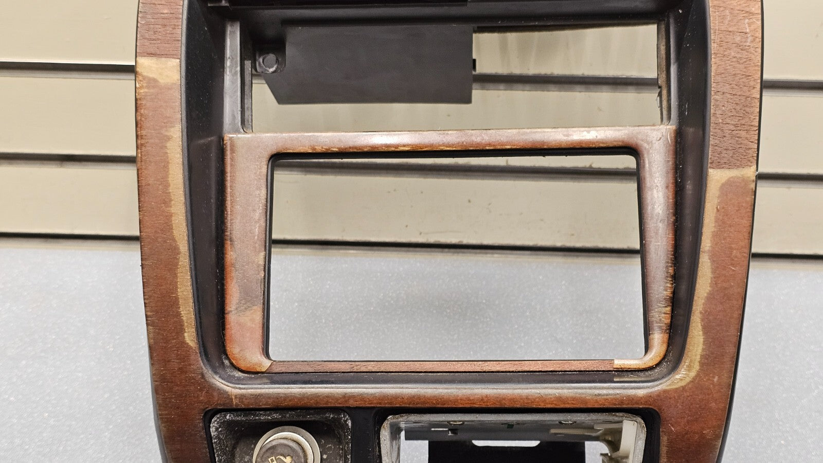 🔥96-99 Toyota 4Runner Center Dash Radio Stereo Display Climate Bezel Wood B56