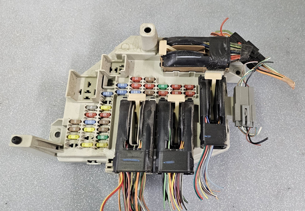 🔥04-06 Ranger Fuse Box Multifunction Relay Control Module BCM Junction Panel