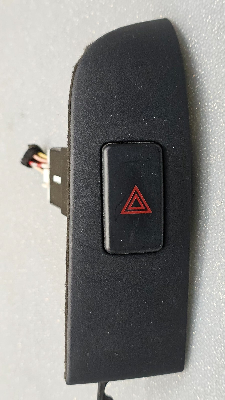 🔥06-08 Hyundai Sonata Hazard Hread Light Lamp Control Switch Bezel Black OEM