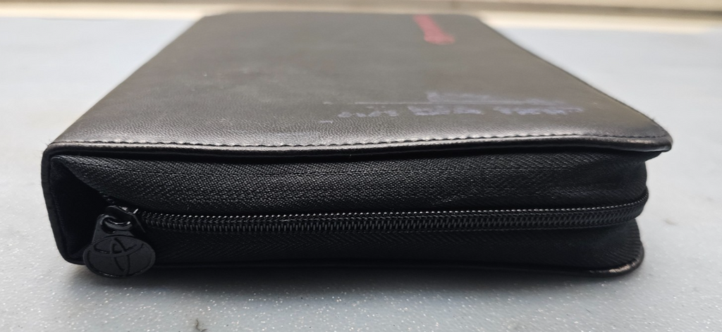 2002 Toyota Camry Corolla Tundra Tacoma Rav4 Celica Sequoia Portfolio Book Cover