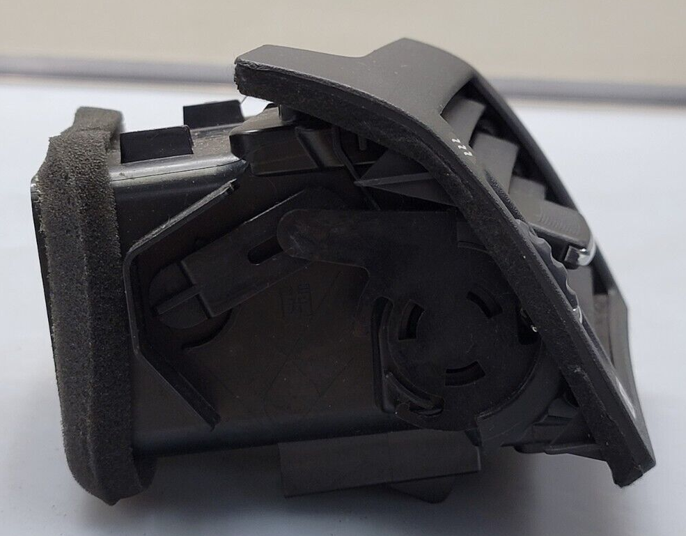 🔥06-10 INFINITI M35 M45 SEDAN LH PASSENGER SIDE DASH A/C AIR VENT OEM BLACK