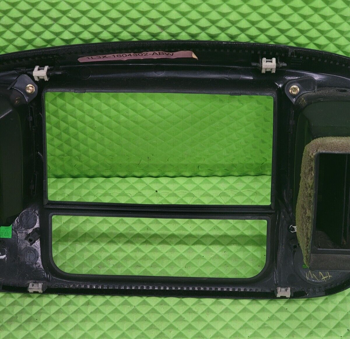 🔥97-03 Ford F150 Center Dash Radio Climate BEZEL Trim Panel Line GRAY B1