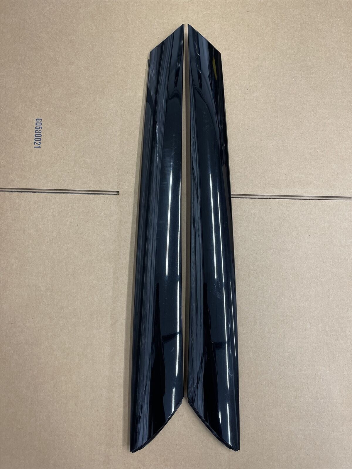 10-13 Kia Soul Front Left/Right Windshield Pillar Garnish Molding Panel Trim Set