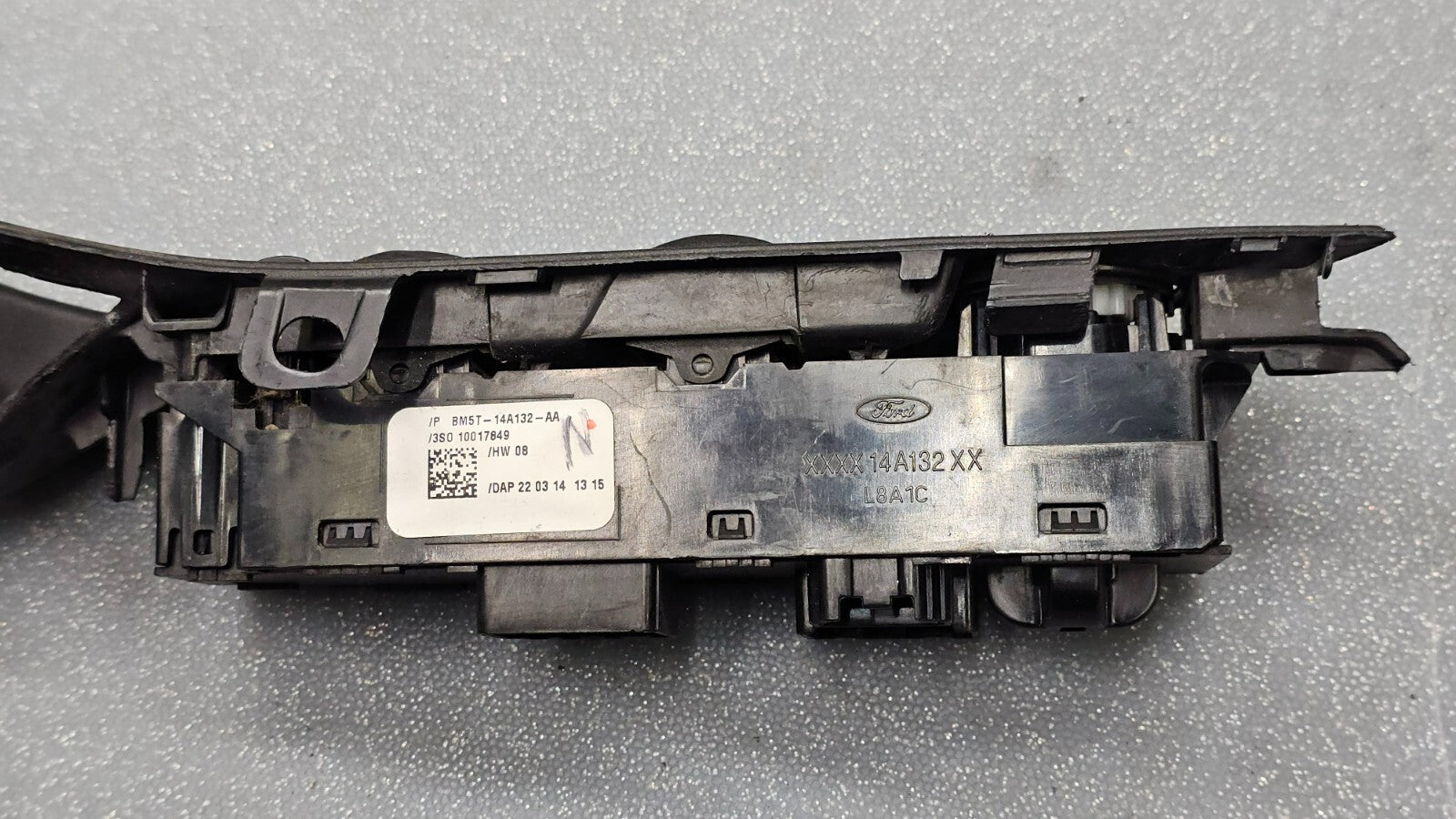 12-18 Focus Escape Front Left Driver Master Power Window Switch Regulator Black