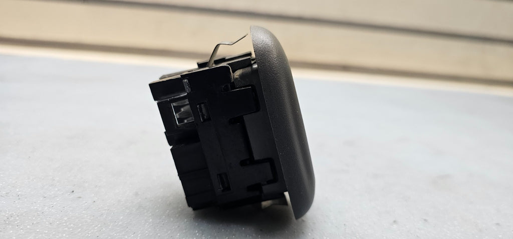 🔥02-05 Trailblazer Right Passenger Rear Window Door Switch Lock Assembly GRAY
