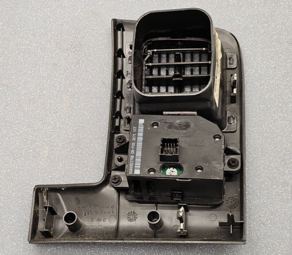 02-05 Dodge RAM Dash Front Left Driver Headlight Switch Bezel Air Vent BLACK VT7