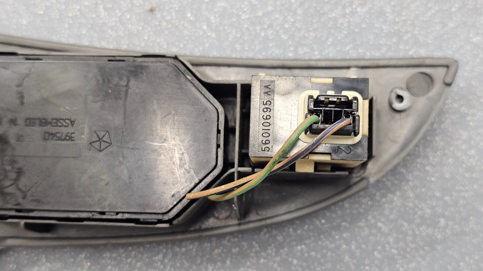 🔥02-07 JEEP LIBERTY LEFT DRIVER MASTER LOCK MIRROR SWITCH TRIM BEZEL OEM GRAY