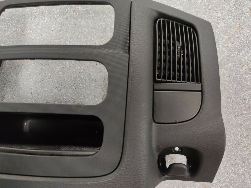 🔥02-05 Dodge RAM Dash RADIO Bezel Climate Trim Panel   Vents Storage BLACK B10