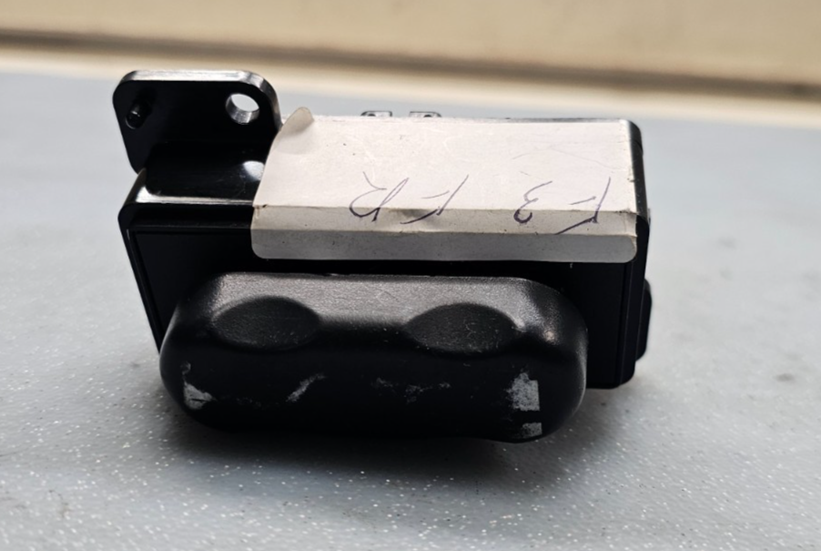 🔥02-06 Ford Expedition Driver Power Seat Switch Adjust Button Harness