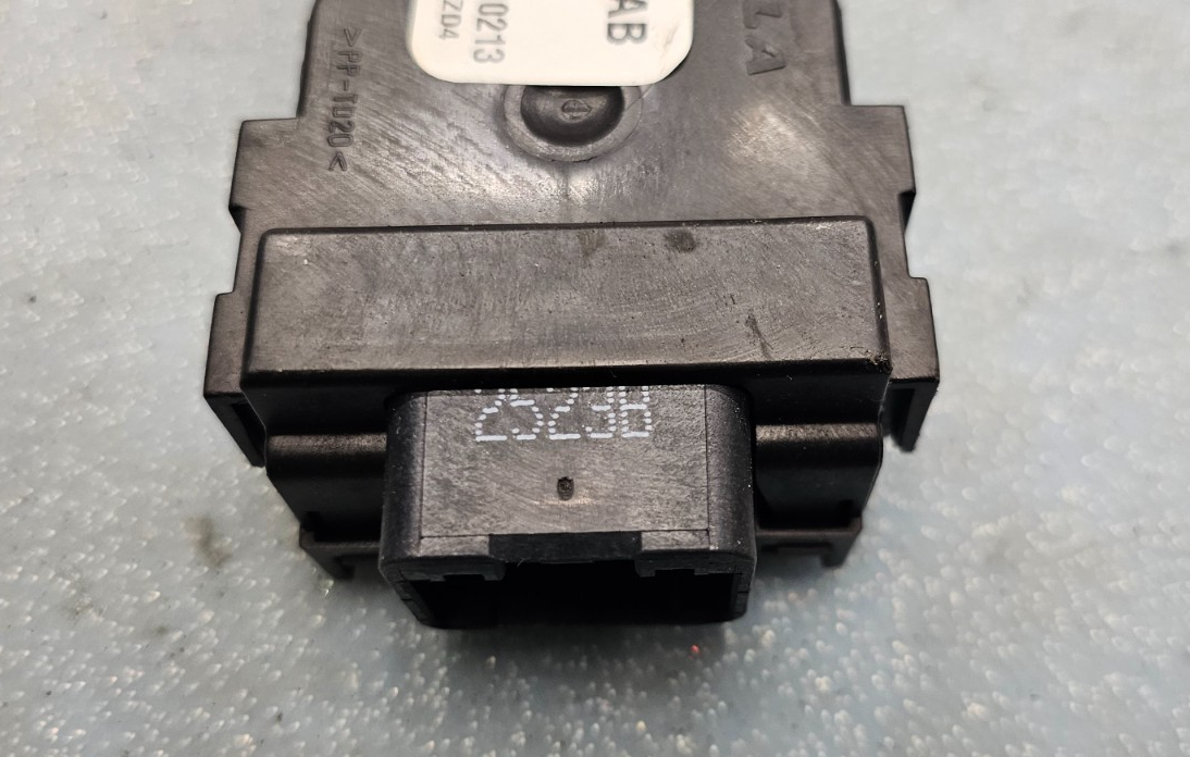 🔥03-11 Lincoln Town Car Control Heated Heat Heat Seat Module OEM BLACK