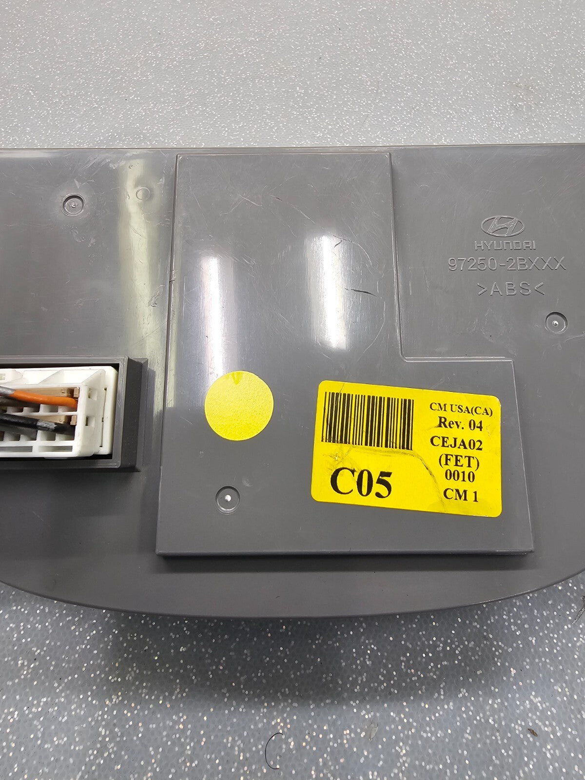 10-12 HYUNDAI SANTA FE Dash AC Heater Temperature Climate Control Conditioner