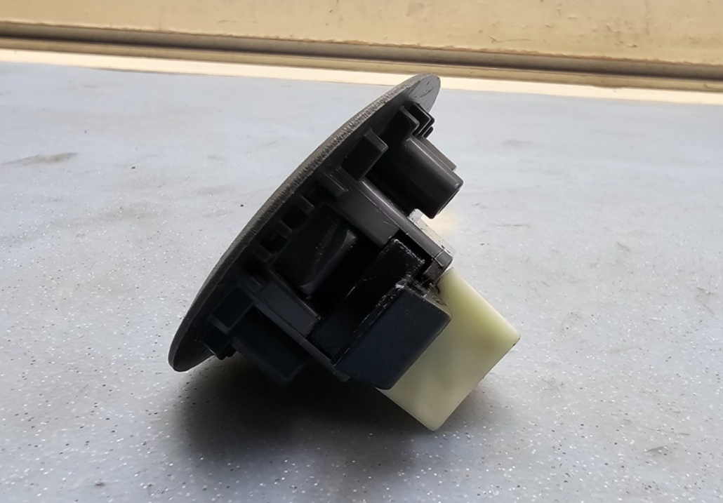 🔥2004-2008 Chrysler Pacifica—Rear Load Floor Compartment Latch GRAY