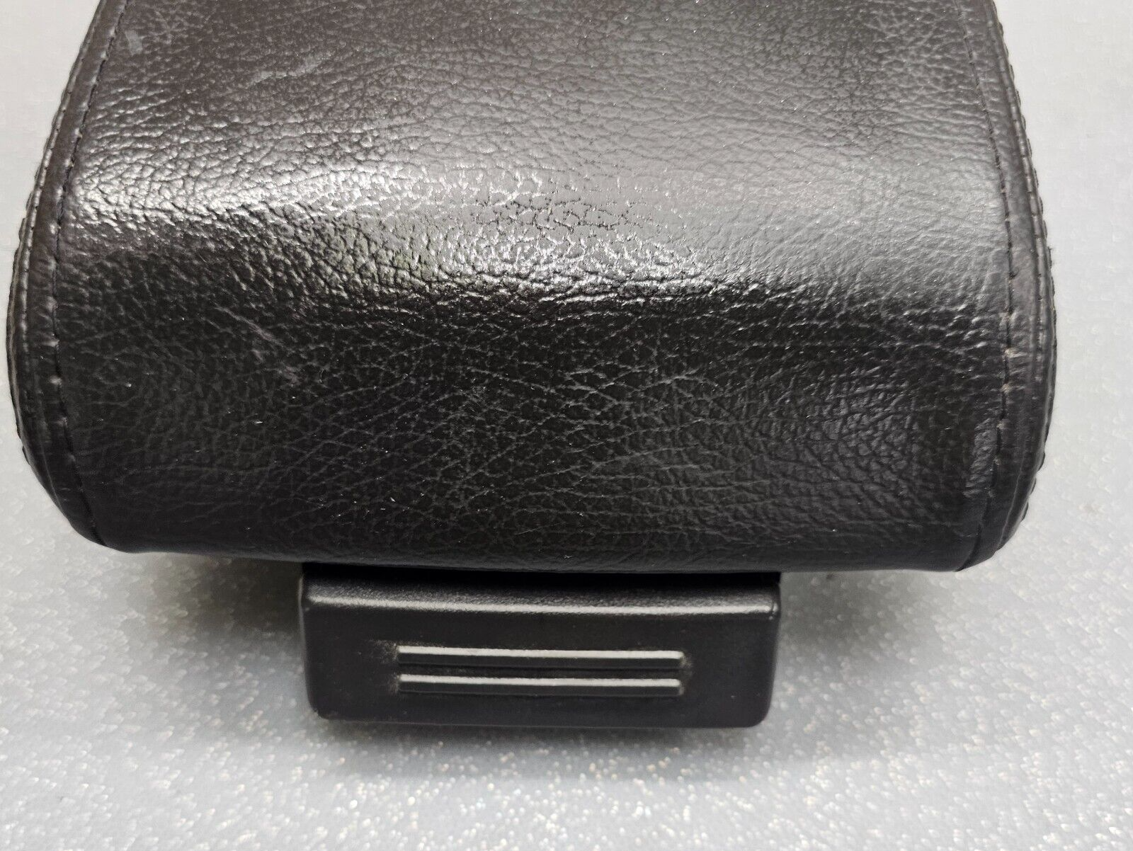 🔥07-09 LINCOLN MKZ FRONT CENTER CONSOLE ARMREST LID TOP PAD COVER BLACK LEATHER