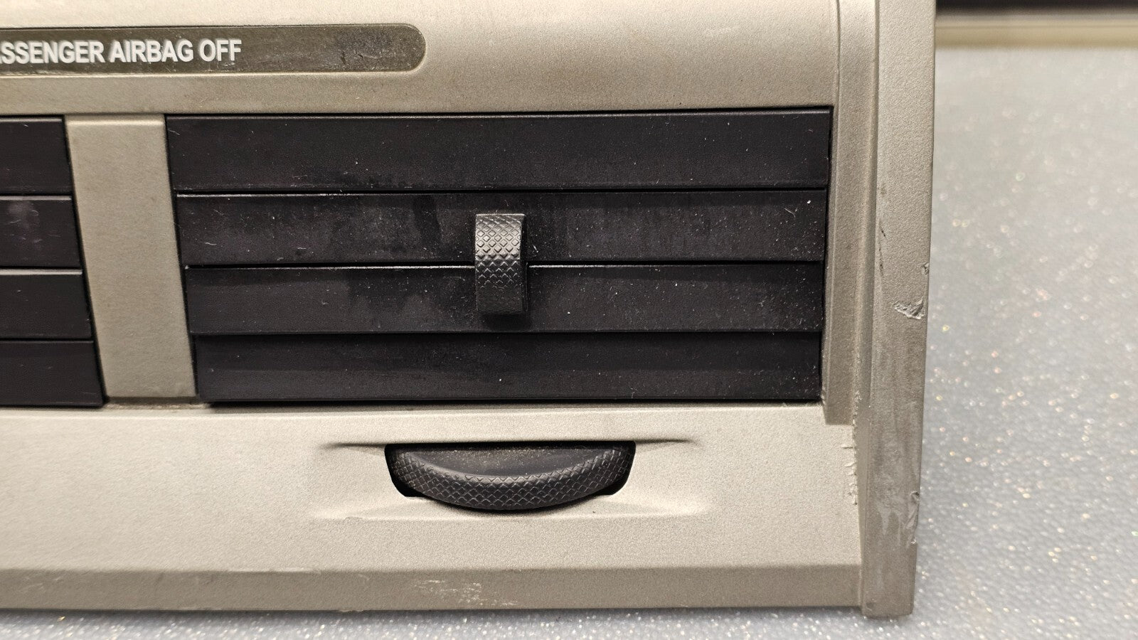 🔥08-12 Ford Escape Dash Center Console AC A/C Air Vent Heater Panel Silver