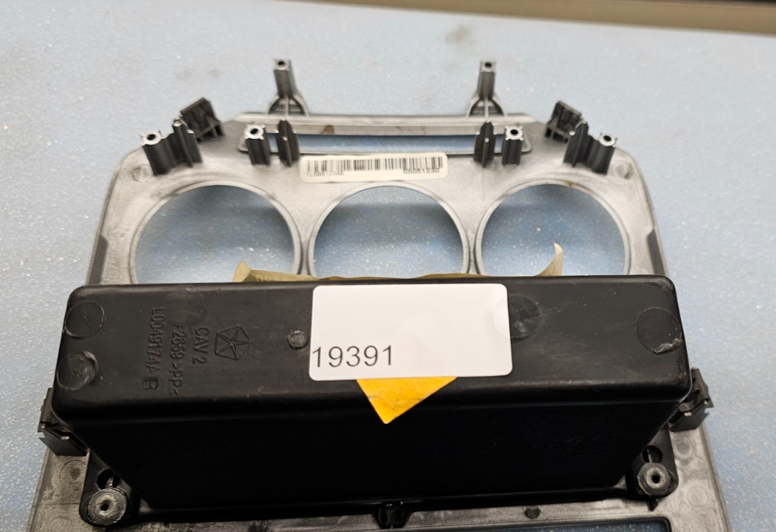 🔥07-12 Dodge Nitro Front Center Dash Radio Trim Panel Bezel Assembly Silver OEM