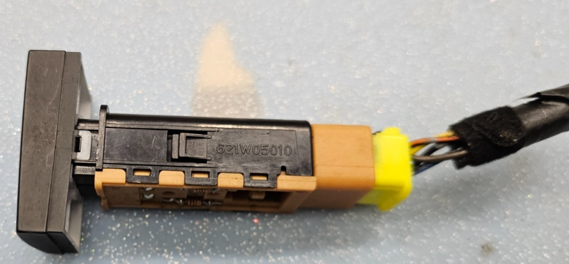 🔥09-12 HYUNDAI SANTA FE Rear Window Heating Heated Switch Button Assembly OEM