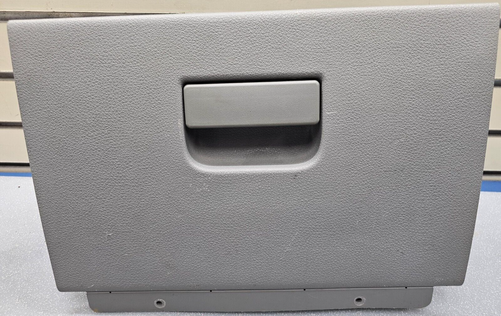 🔥04-08 Ford F-150 Dash GLOVE BOX Storage Compartment Door Assembly Gray G7