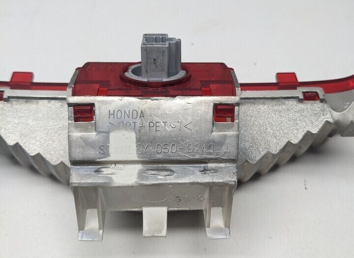🔥06-11 Honda Civic High Mount Third Brake Light Tail Light Lamp Assembly OEM