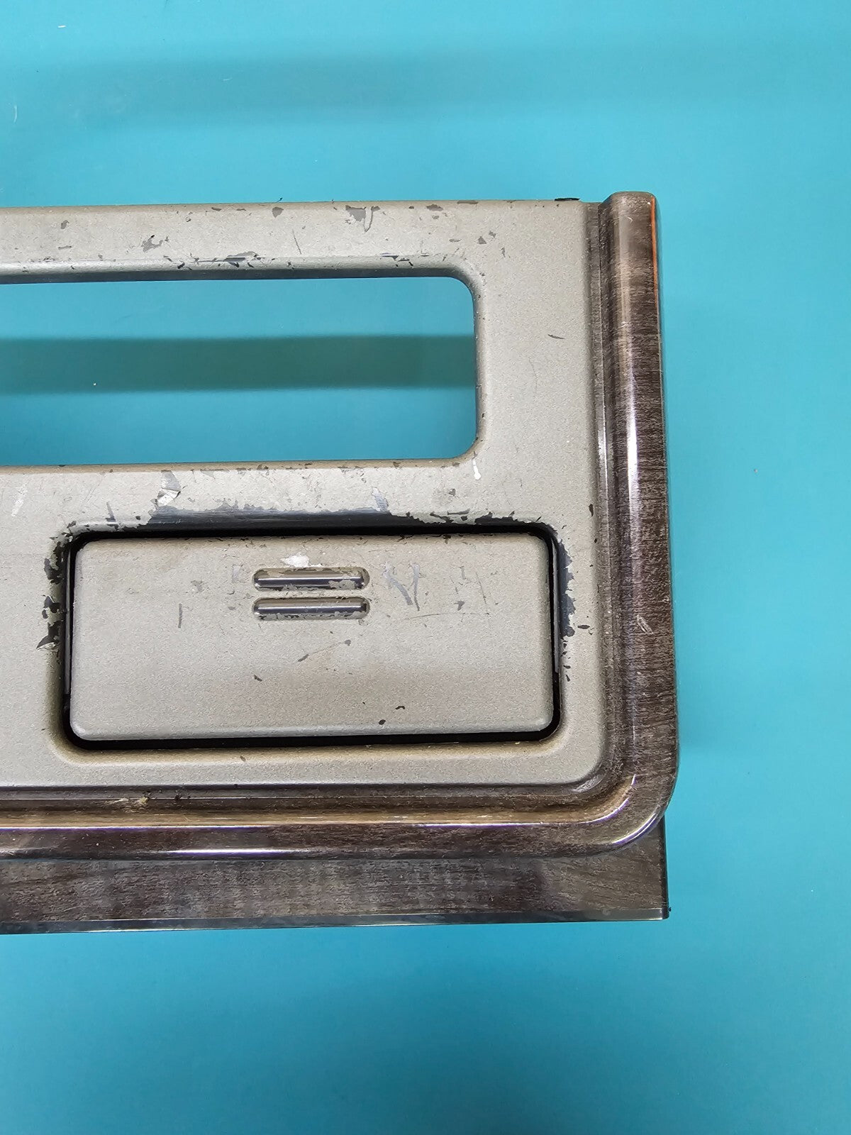 🔥03-06 chevy Silverado Sierra Center Console Upper Trim Panel Bezel GRAY/WOOD