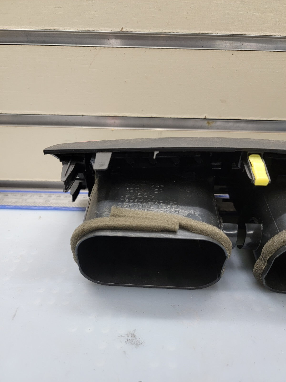 🔥06-12 Toyota RAV4 Front Dash Center A/C Air Vent Grille Bezel Assembly OEM