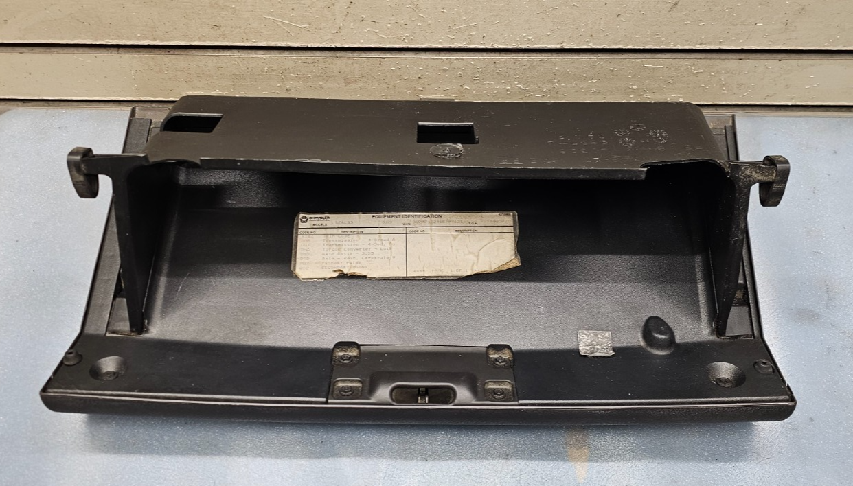 🔥98-01 Dodge RAM Dash GLOVE BOX Storage Compartment Door Lid Assembly Black G21