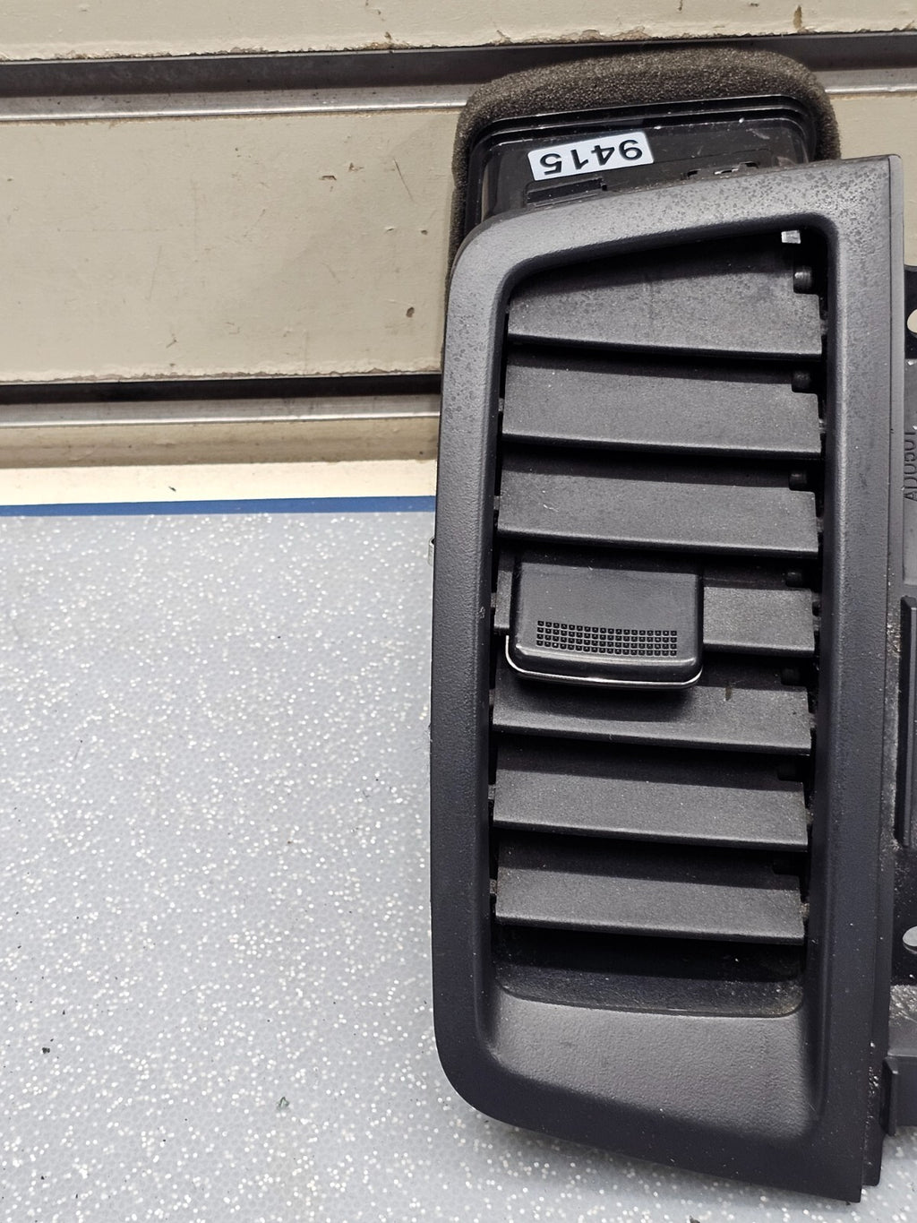 10-13 Kia Soul Dash Center Left Driver Air Vent Conditioner Heater Filter Black