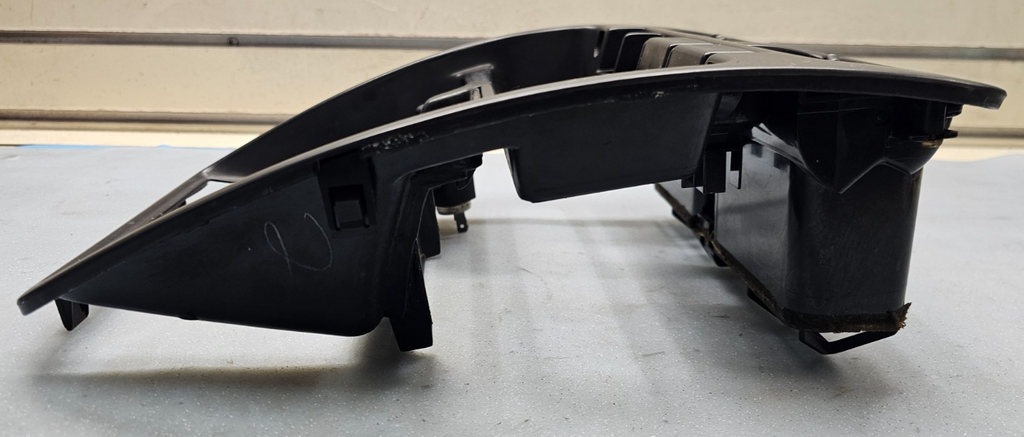 🔥1993-1994 Nissan D21 Hardbody Pick Up Pathfinder Radio Bezel Black
