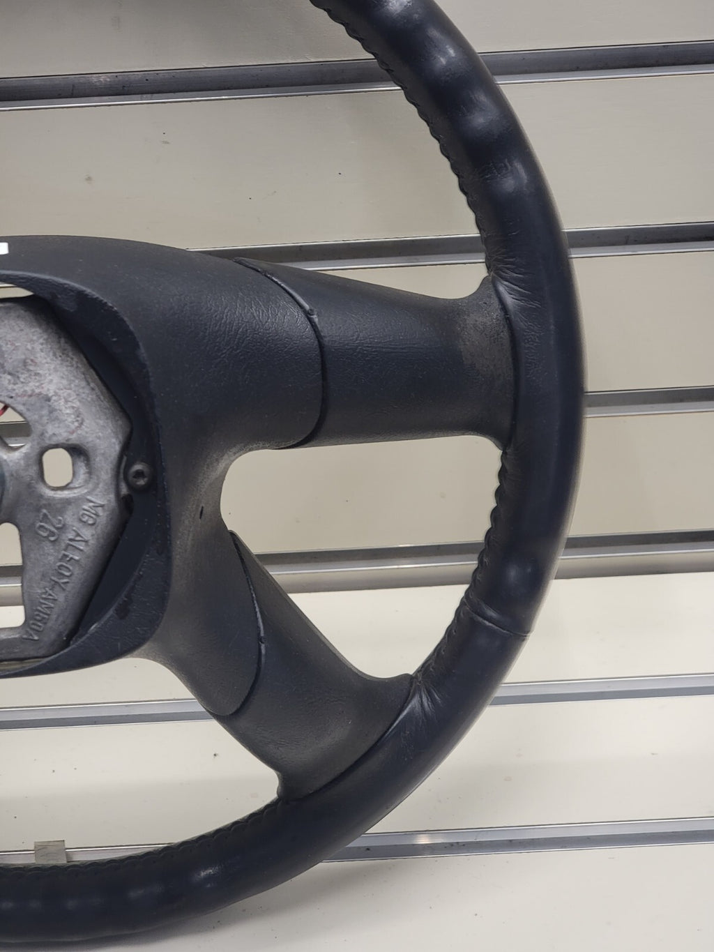 🔥03-06 SILVERADO SIERRA YUKON TAHOE SUBURBAN STEERING WHEEL LEATHER BLACK