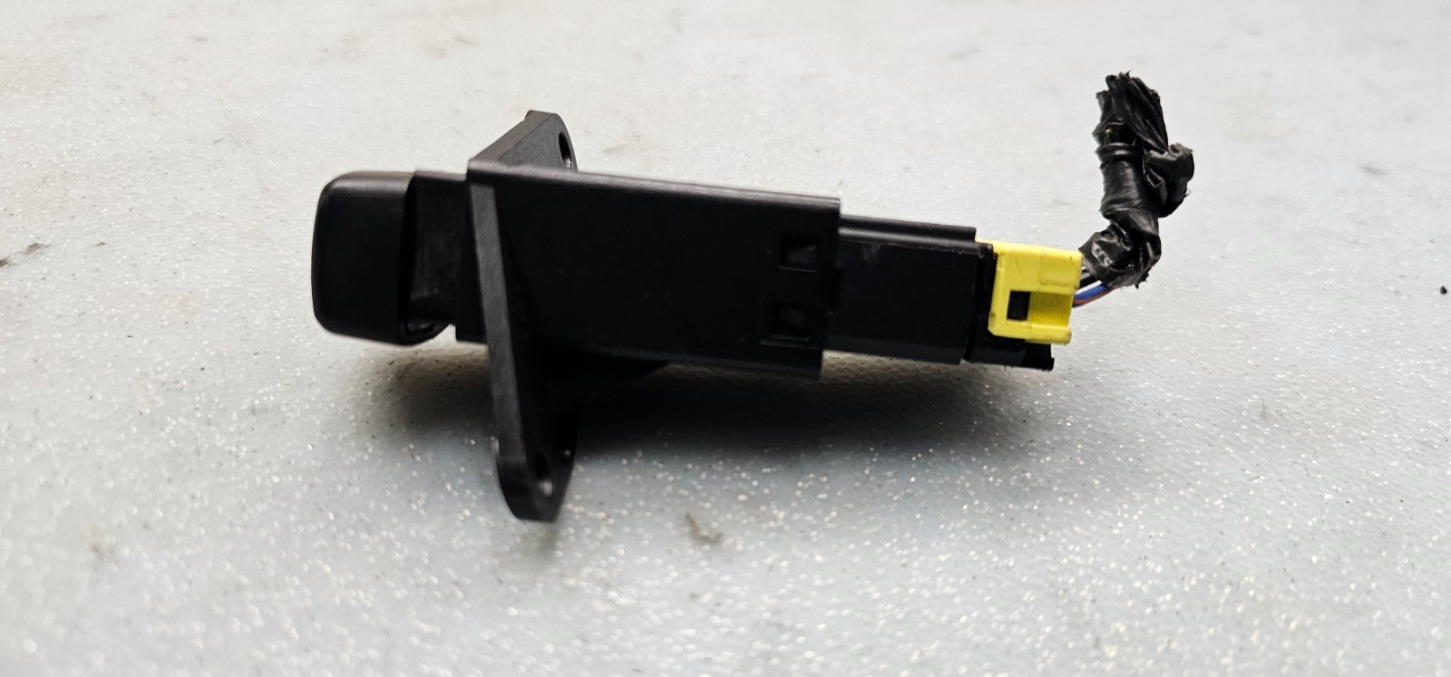 🔥99-02 Ford Expedition Navigator Rear Defroster Control Switch Assembly Black