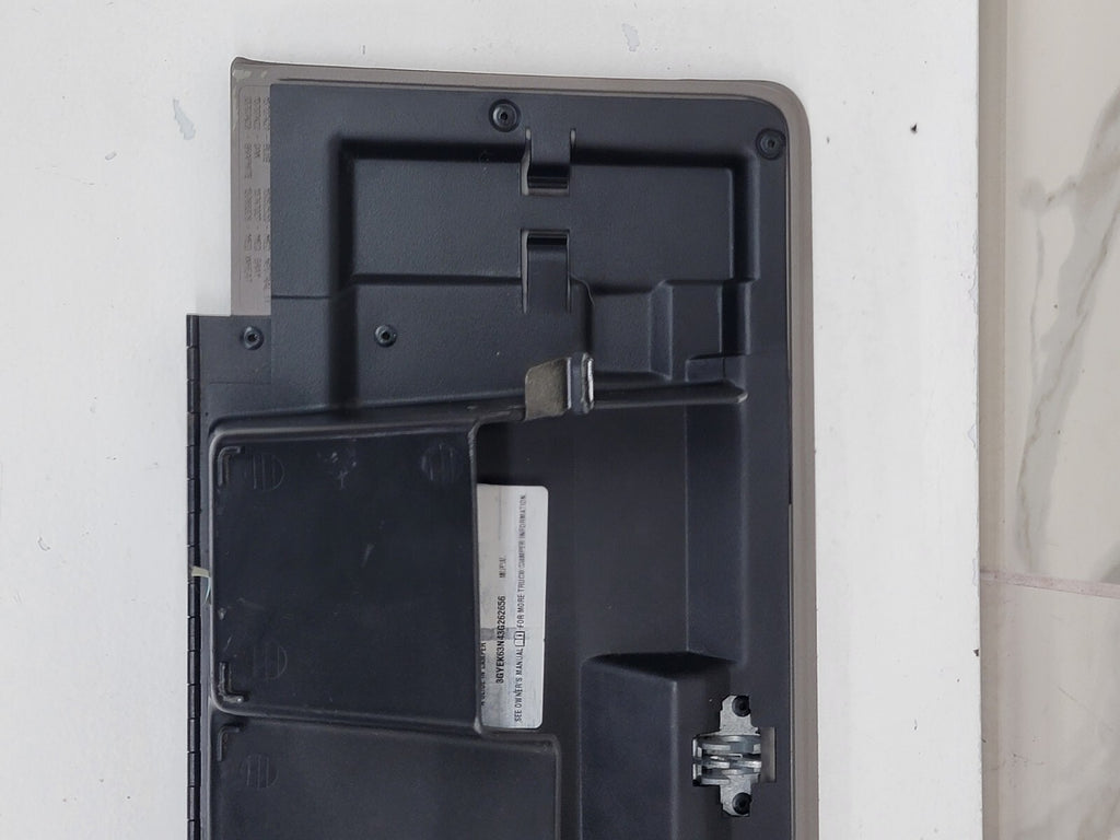 02-06 CADILLAC ESCALADE GLOVE BOX GLOVEBOX DASH STORAGE COMPARTMENT OE GRAY G9
