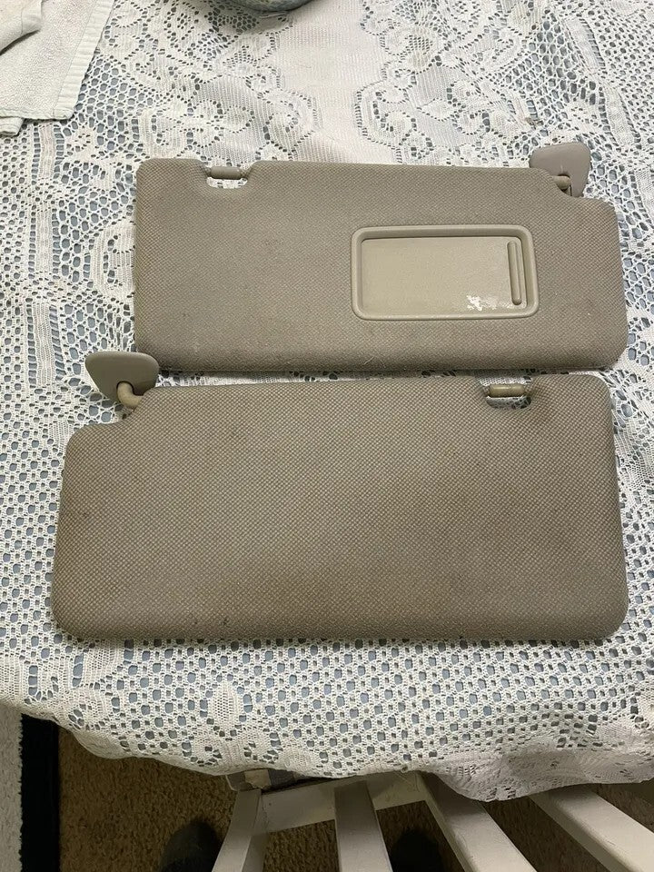 07-12 Nissan Versa Front Driver Passenger Sun Visor Sun Shade Cloth Mirror Pair
