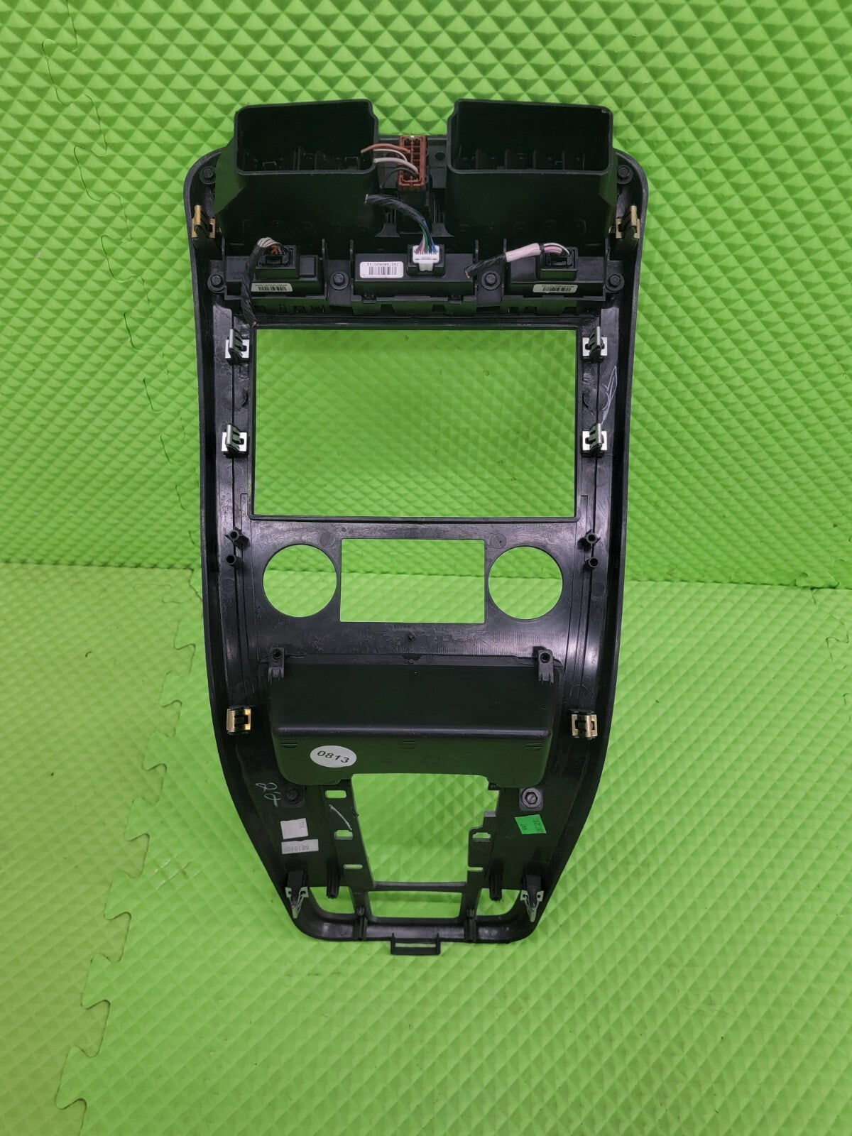07-09 Equinox Center Dash Radio Climate Stereo Bezel Trim Panel SILVER/BLACK B43