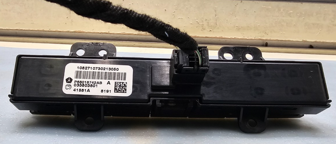 🔥09-10 Dodge Journey Dash Emergency Hazard Power Light Control Switch Panel