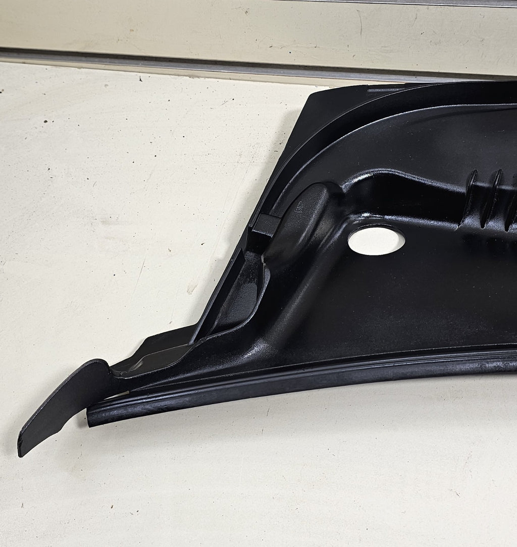 🔥2003-2011 LINCOLN TOWN CAR windshield cover panel LH/RH Assembly