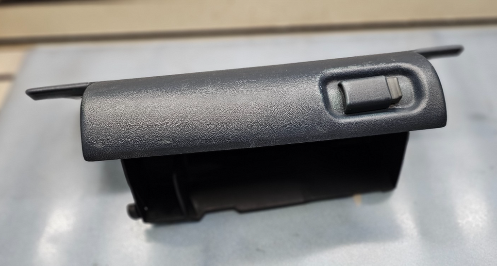 95-99 CHEVY GMC TRUCK SILVERADOC/K Glove Box Storage Compartment Assembly BLACK