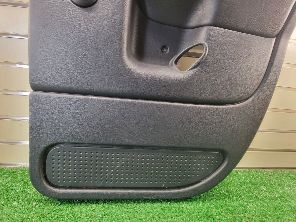 🔥02-05 Dodge RAM Interior DOOR Panel Rear RIGHT PASSENGER GRAY v1 G22