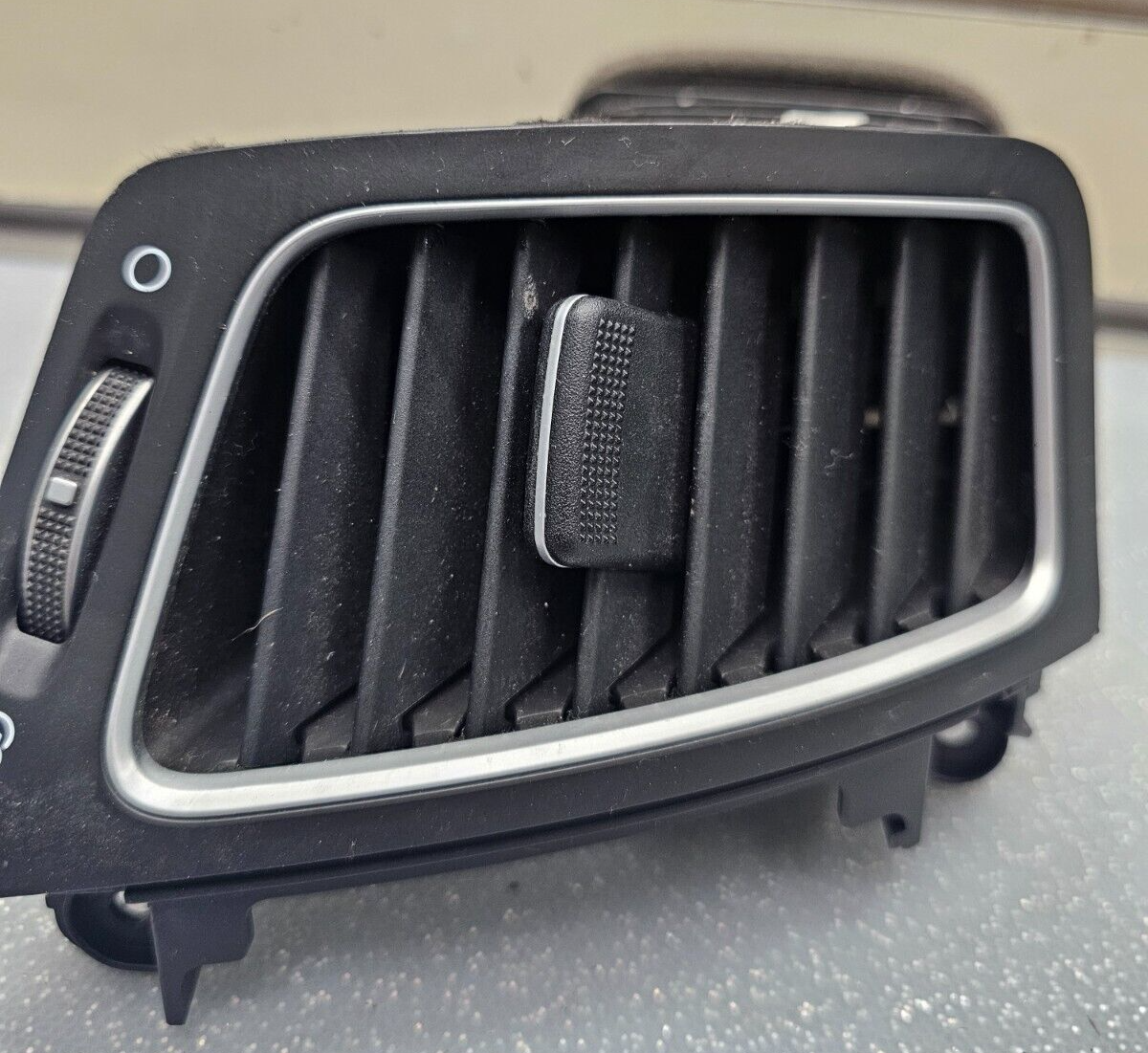 🔥14-15 KIA Sorento Left Driver Center Dash Air Vent Heater Conditioning Black