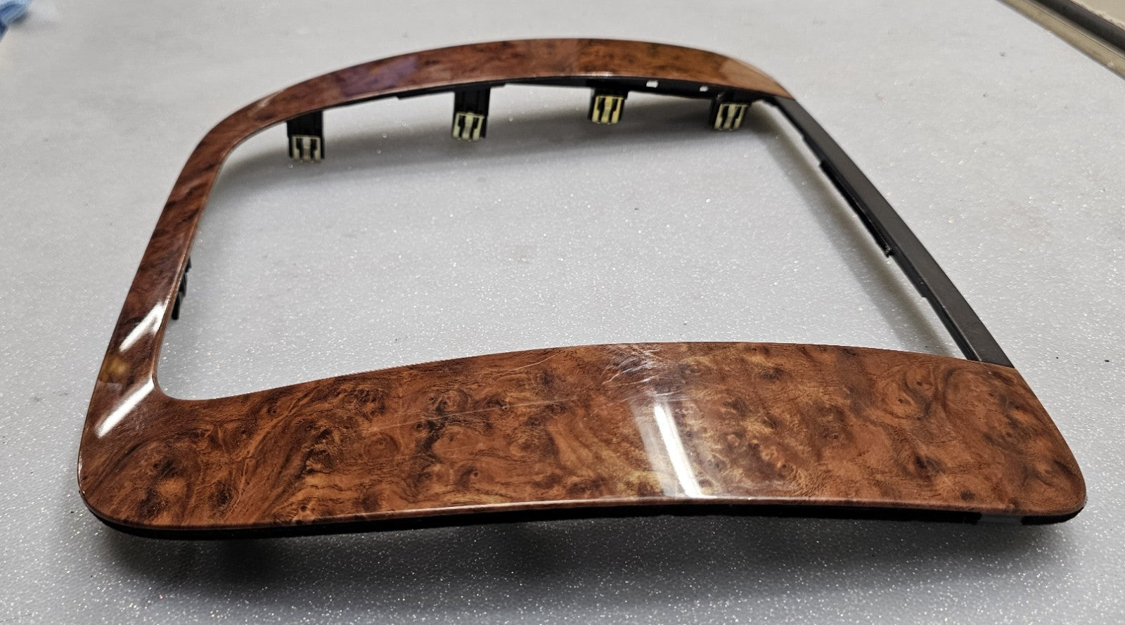 🔥07-13 SUBURBAN TAHOE YUKON CENTER DASH RADIO BEZEL TRIM WOODGRAIN