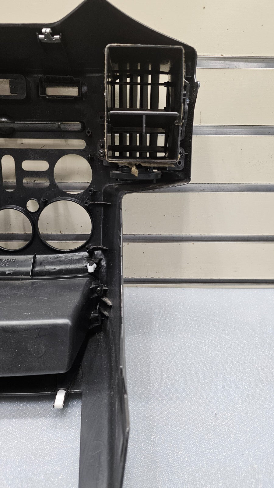 🔥06-08 ENDEAVOR Dash Center Radio Stereo Climate Trim Panel Bezel BLACK OEM