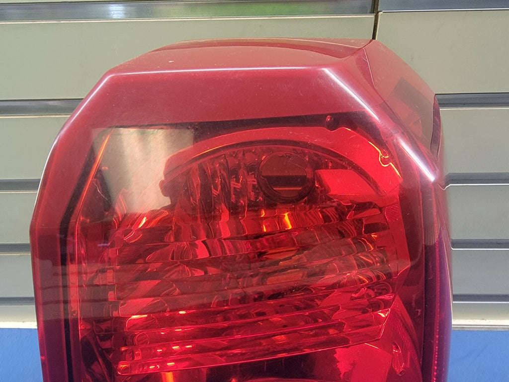 🔥2008-2012  DODGE CALIBE Rright passenger Tail Light Assembly