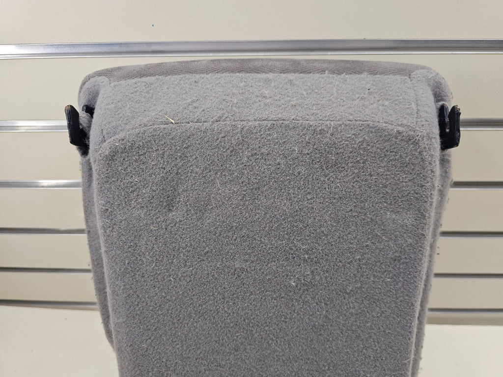 05-10 ODYSSEY 2ND ROW HEADREST CENTER CONSOLE ARM REST JUMP SEAT CLOTH GRAY OEM