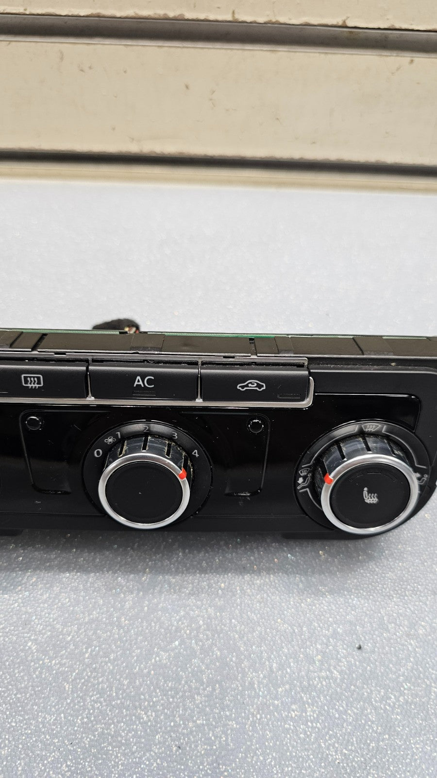 10-14 Volkswagen GOLF Dash AC Heater Temperature Climate Control Air Conditioner