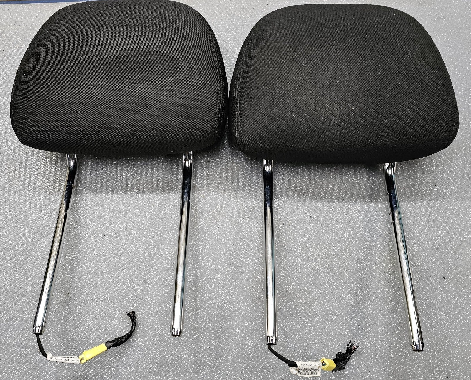 🔥10-14 Dodge Avenger / Chrysler 200 Front Seat HEADREST Set 2 Cloth BLACK CH51