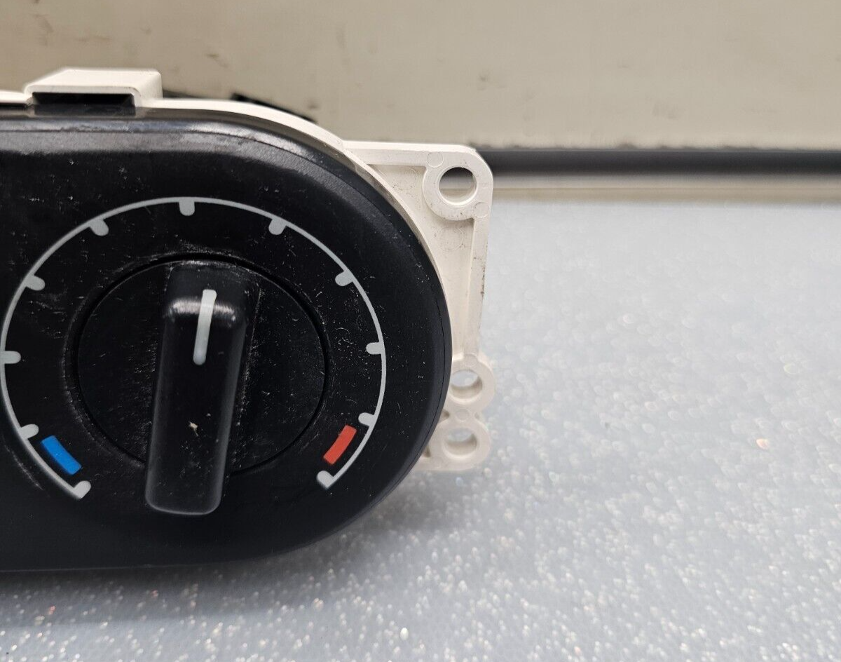 01-07 Escape Mariner Dash AC Heater Climate Temperature control Conditioner OEM