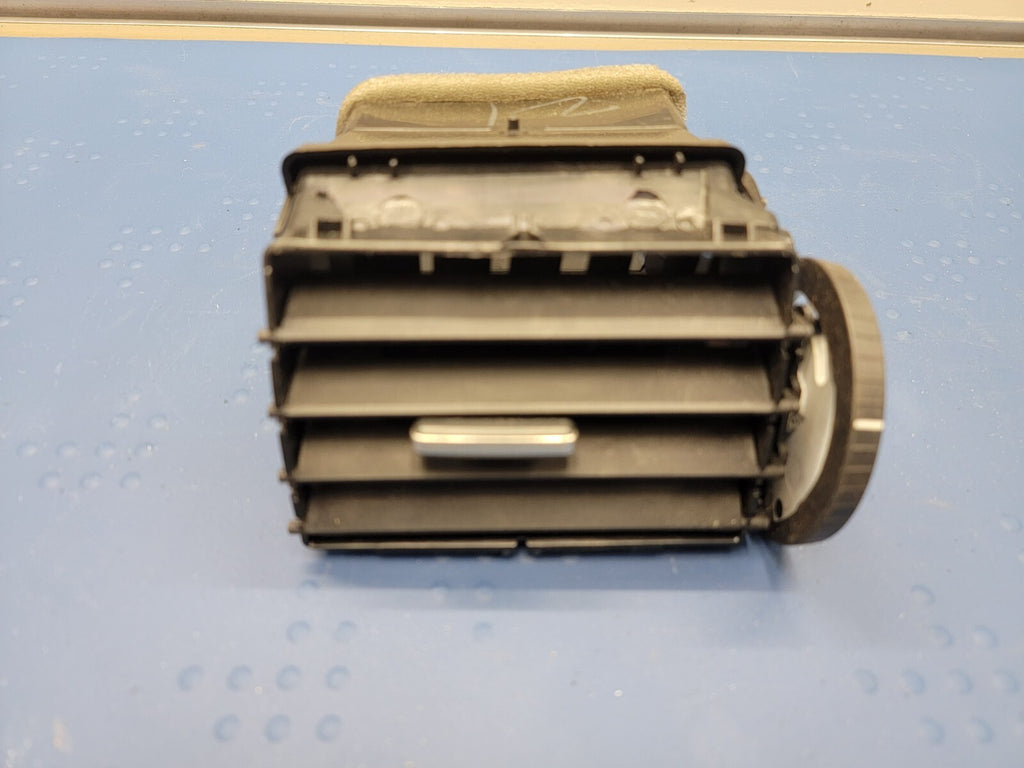 🔥2010 -2012 Ford Fusion Mercury Milan RIGHT Passenger Side Center Air Vent OEM