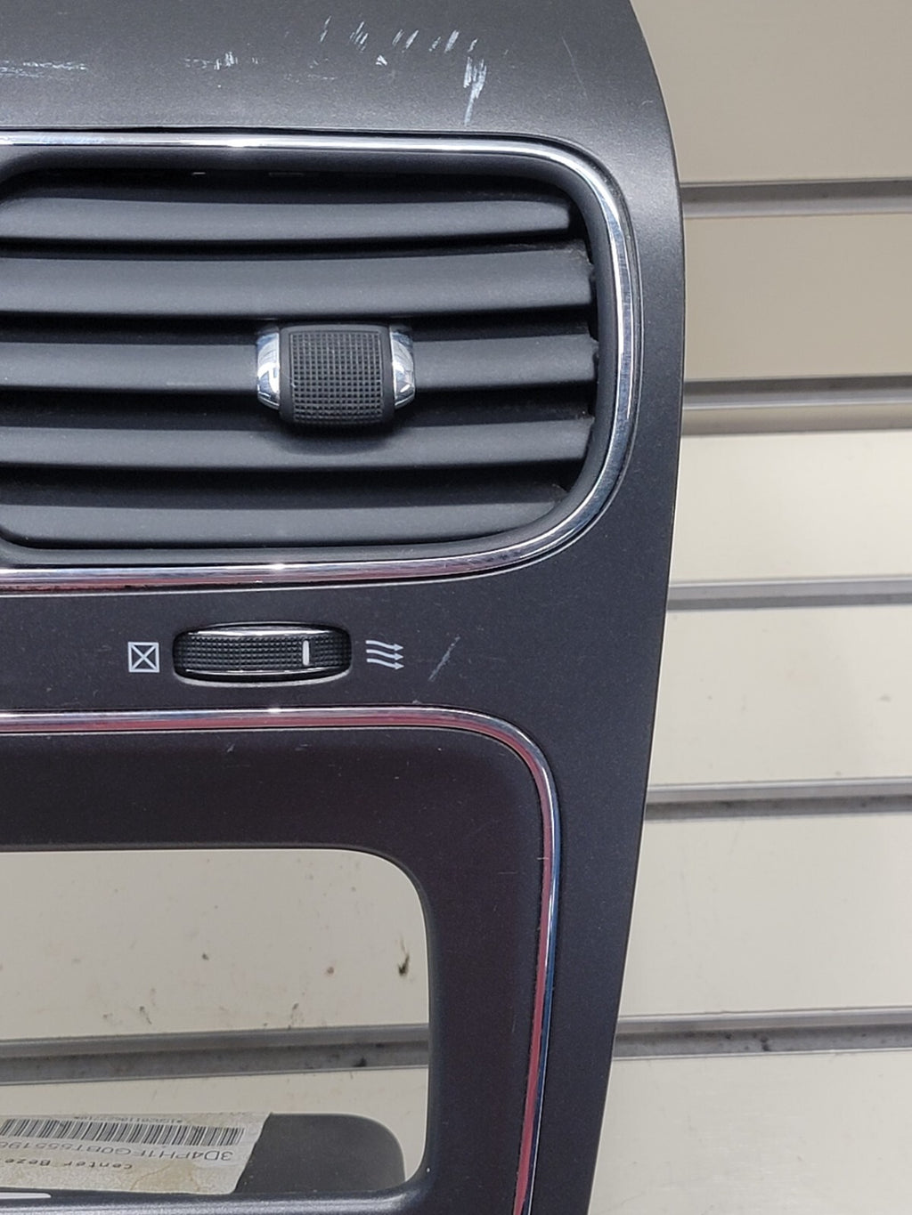 🔥2011-2020 Dodge Journey Center Dash Bezel For Radio With Air Vents OEM