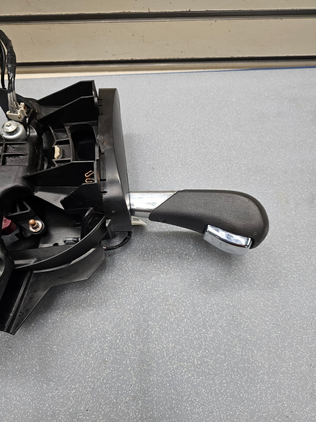 🔥2006-2011 Chevy Impala Automatic Floor Gear Shift Shifter Assembly OEM