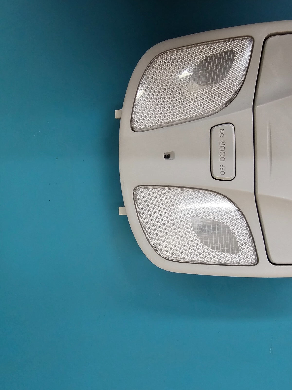 11-14 HYUNDAI SONATA OVERHEAD CONSOLE DOME LIGHT STORAGE SUNROOF STORAGE LT GRAY