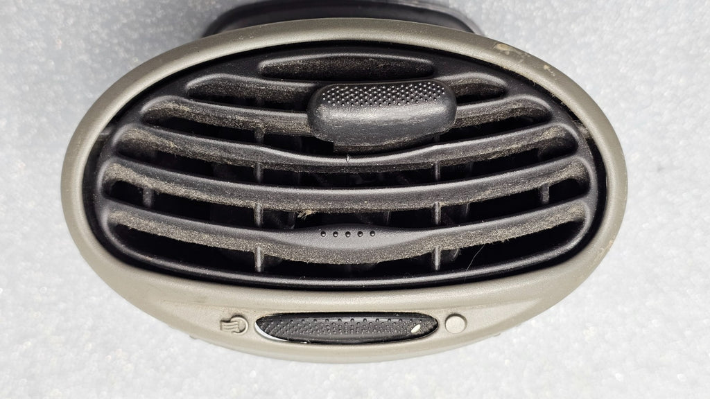 🔥00-04 FORD FOCUS Dash Left Driver Air Vent A/C AC Heater Panel Black/Gray